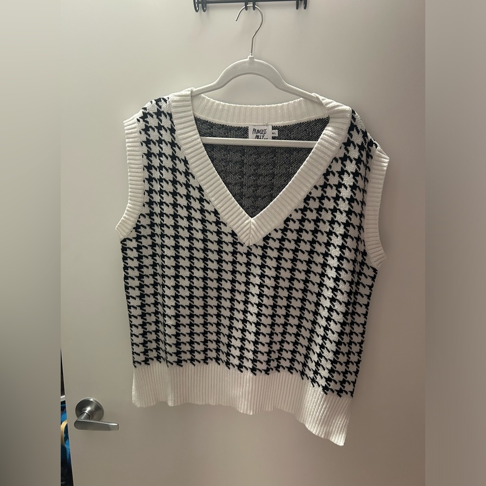 Princess Polly Houndstooth Sweater Vest